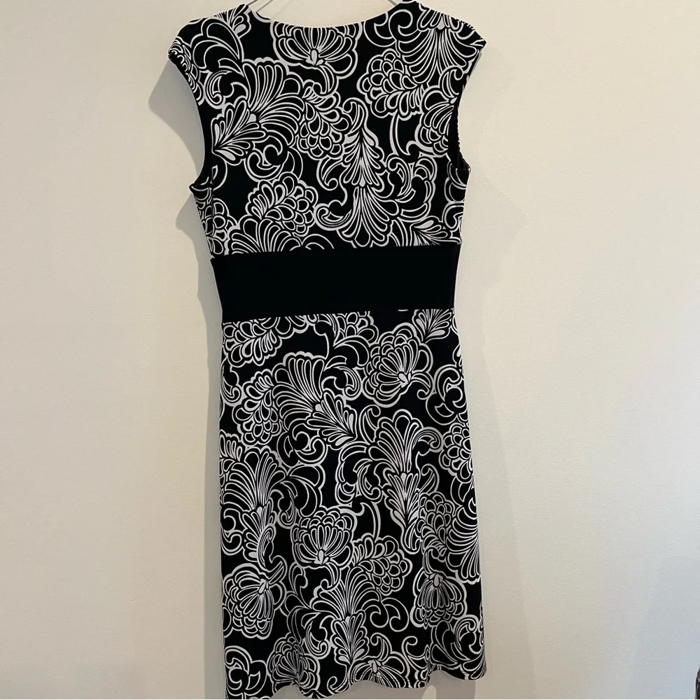 WHBM dress - Picture 3 of 5